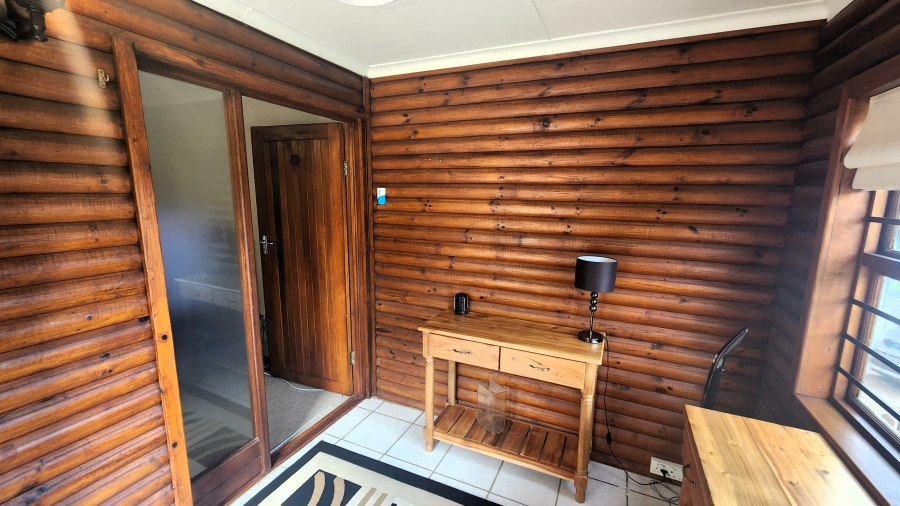 3 Bedroom Property for Sale in Dana Bay Western Cape